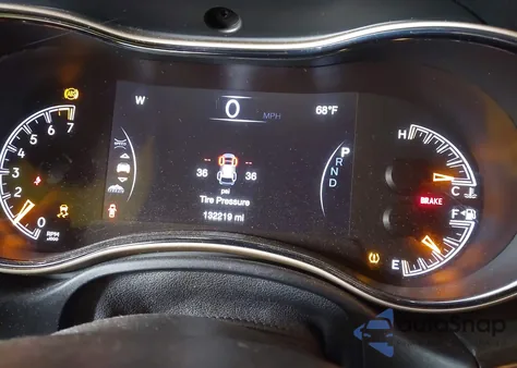 2016 Jeep Grand Cherokee Limited z USA, uszkodzony, nr VIN 1C4RJFBG2GC461629